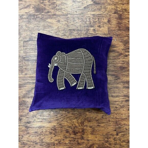 Decorative Embellished Pillow 18 X 18 In Purple Velvet Beads & Rhinestone - Picture 3 of 6